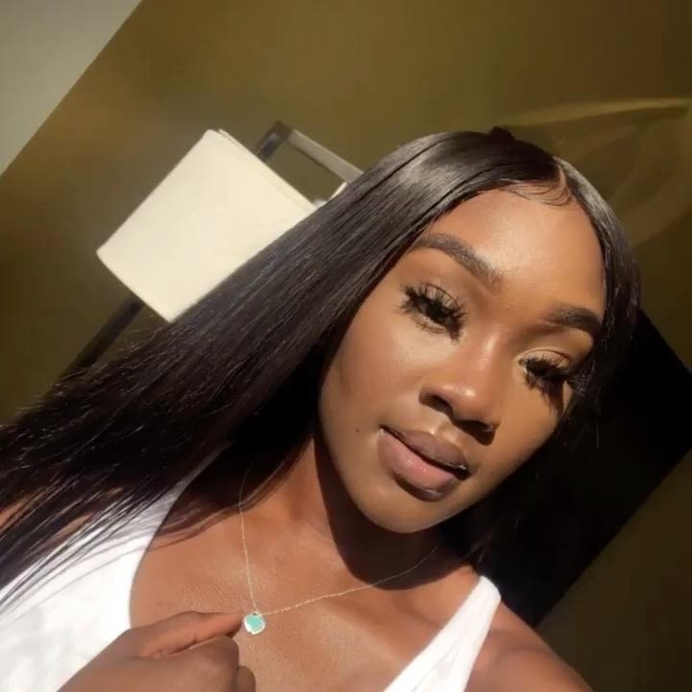 Meet your Posher, Dyani